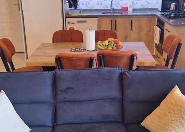 Havuzlu Tas Yapi Kiralik Villa Kadikoy (Fethiye)