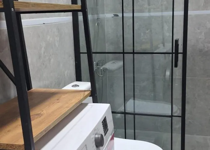 Havuzlu Tas Yapi Kiralik Kadikoy (Fethiye)